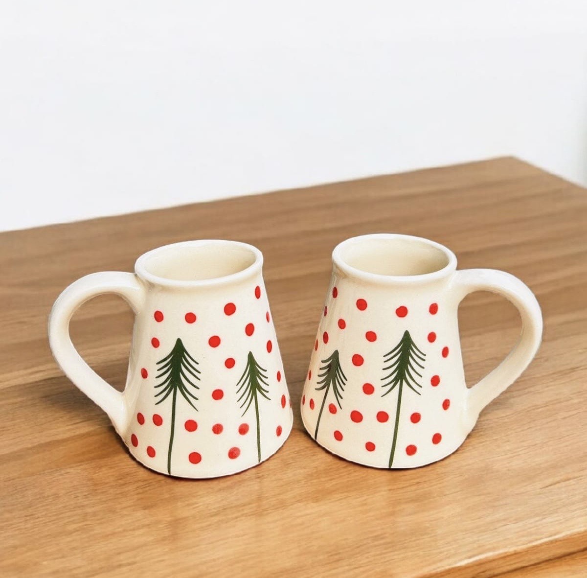 Christmas Cheer Handcrafted Ceramic Mug Set (Set of 2) | 100% Chemical Free, Microwave Safe, Dishwasher Safe