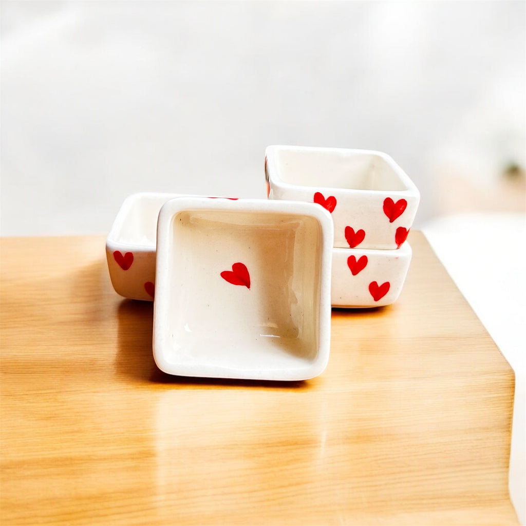 Heartware Collection – Red Heart Mini Ceramic Square Bowls (Set of 2)