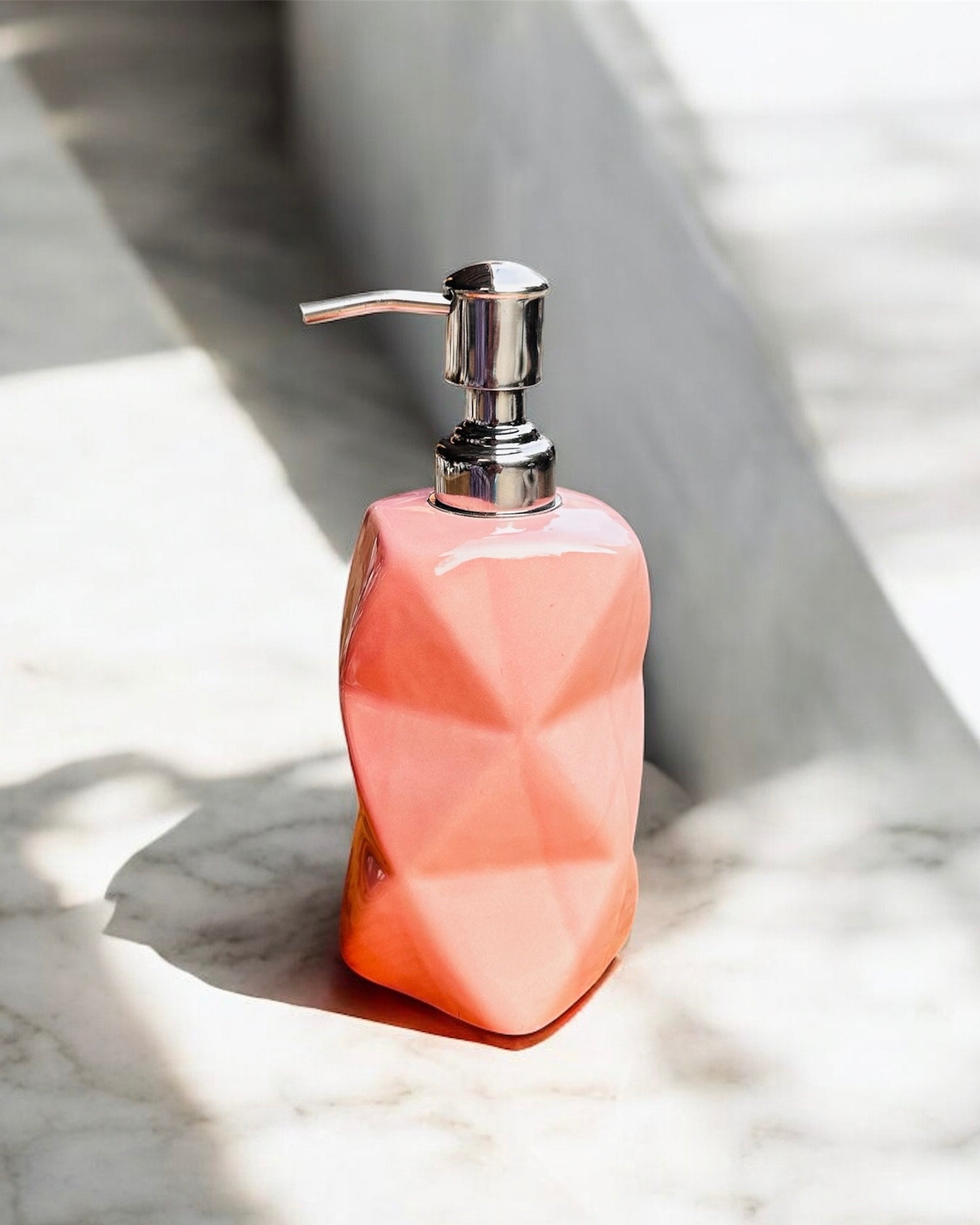 Blush Geometry Ceramic Bathroom Set (3-Piece Set)